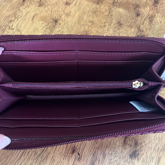 Burgundy 3pc set - Picture 10 of 10